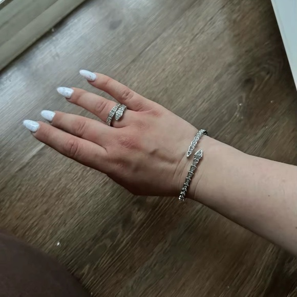 Serpenti Silver Crystal Adjustable Ring - Picture 10 of 12